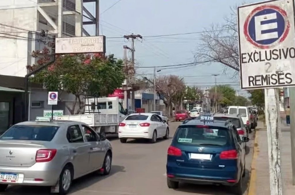 En la prestación del nuevo servicio coexistirán autos particulares y remises. Gustavo Capeletti