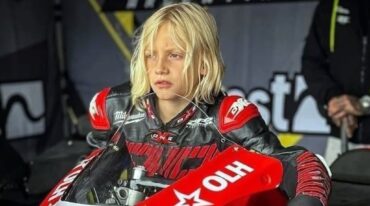 El chico oriundo de Rosario pelea por su vida luego de sufrir un fuerte accidente en el campeonato de Superbike. gentileza