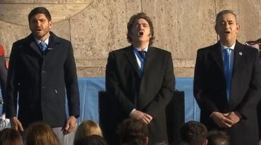 El gobernador Maximiliano Pullaro