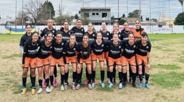 Femenino ADIUR Rosario.  Gentileza.