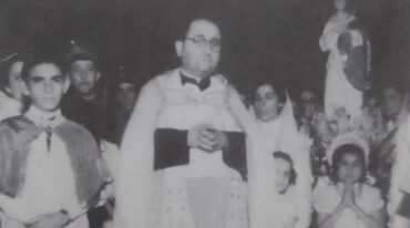 El Padre Eduardo Accastello estudió la historia de la iglesia y el culto local. Además