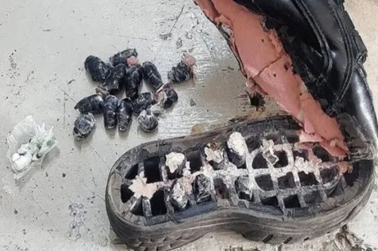 La joven fue descubierta porque el chequeo que se le hizo fue completo. Tenía una suela falsa