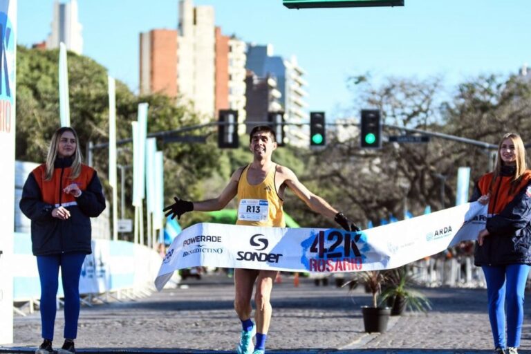 La prueba atlética más importante de cada año contó con una notable participación y un ambiente festivo. Mun. de Rosario
