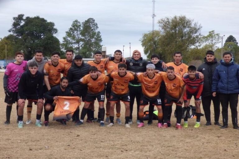 Polideportivo en Reserva. Gran campaña y definición con lo justo