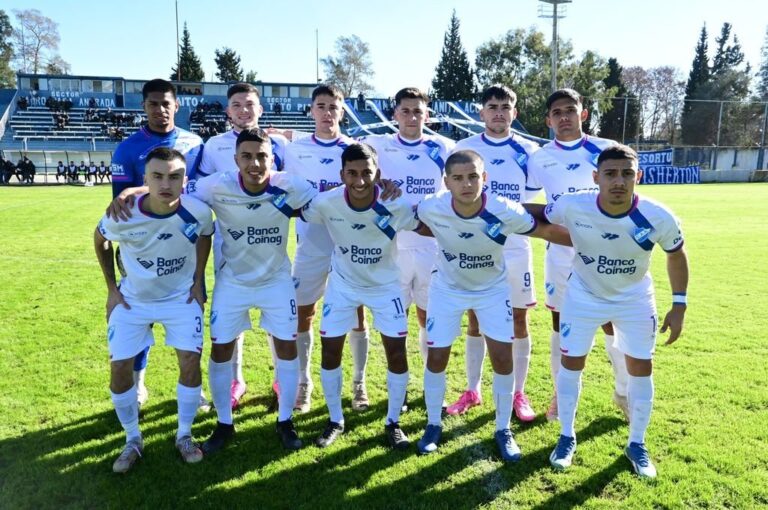 Argentino de Rosario que goleó 6 a 1 a El Porvenir. Sebastián Granata.