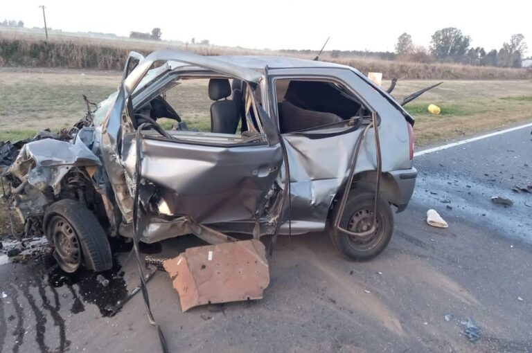 El trágico accidente cobró tres vidas. Una persona quedó gravemente herida y su estado es muy delicado.  Gentileza.