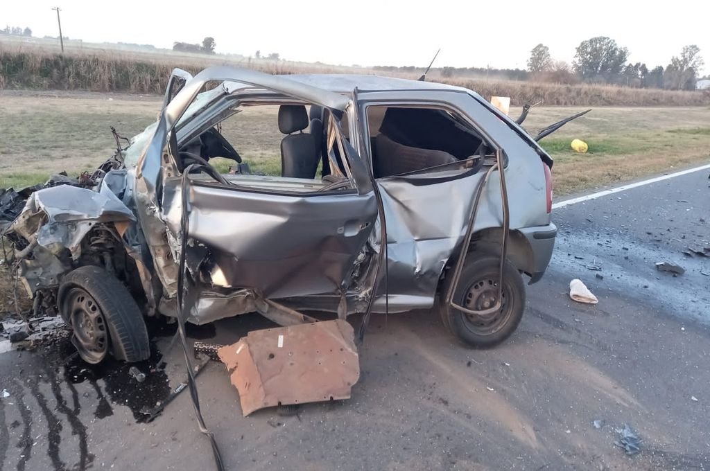 El trágico accidente cobró tres vidas. Una persona quedó gravemente herida y su estado es muy delicado.  Gentileza.