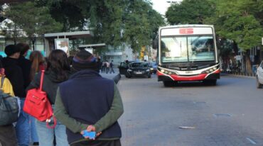 Los usuarios vuelven a quedar sin transporte público en Paraná y Gran Paraná. Nicolás García