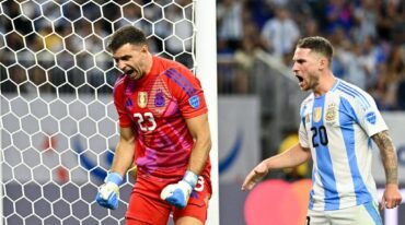 Dibu Martínez fue la figura del partido ante Ecuador para meter a la selección en la semifinal de la Copa América.  Reuters