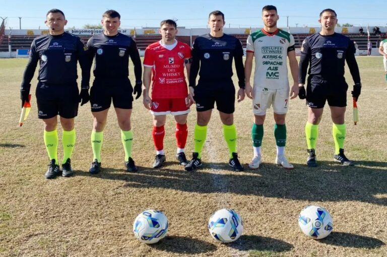 Sportivo Las Parejas volvió a la victoria al derrotar justamente al equipo de Chivilcoy 2 a 1 como local Prensa del club.