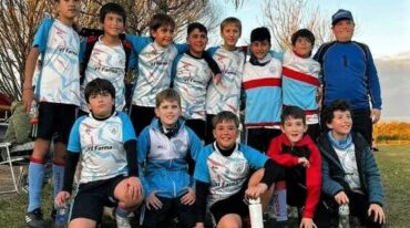 La 2013 de Mirage fue uno de los muchos equipos que participó y festejó la Copa de Oro.