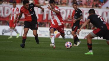 Colón y Unión en el clásico disputado el año pasado en la Copa Santa Fe. Archivo.