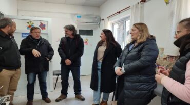 Borla y Ciancio se reunieron en efectores de salud con profesionales y trabajadores. Gentileza prensa Borla