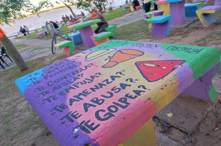 El Teléfono Verde (0800-4440420) es un dispositivo de primer contacto para personas en situaciones de violencia de género. Gentileza de la Secretaría de Igualdad