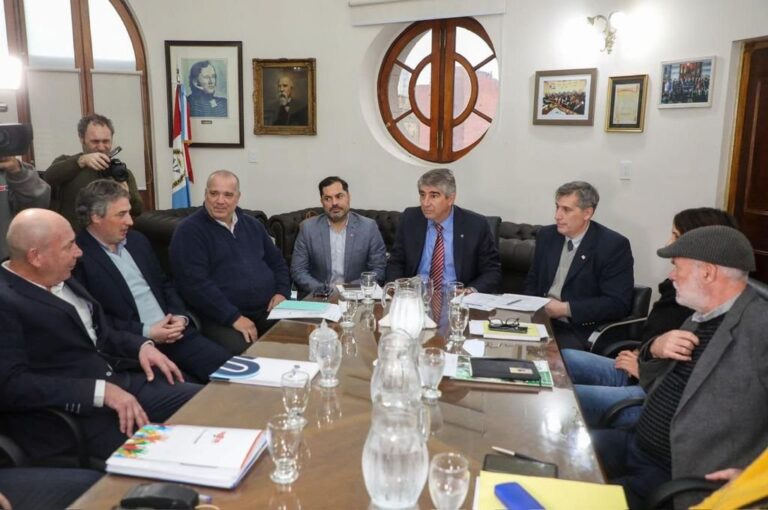 Del encuentro participaron el secretario general de UPCN