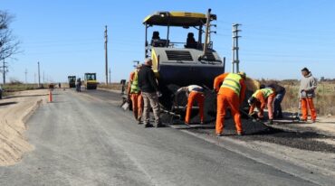 Di Stefano valoró las obras que licitó la provincia para realizar reparaciones en 58 tramos de 38 rutas provinciales. Archivo