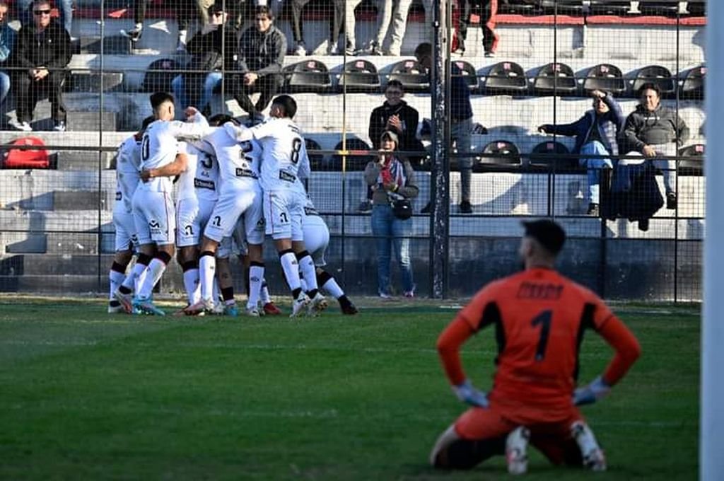 Patronato y un nuevo compromiso ante un rival de similar presente. Gentileza Jano Colcerniani