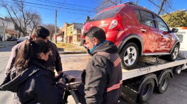 Los agentes le realizaron el test al conductor y luego remitieron el vehículo al corralón municipal. Mun. de Rosario
