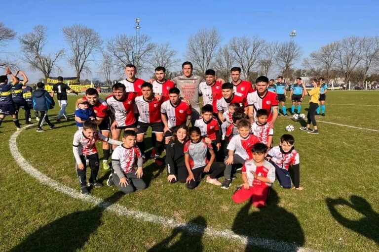 A Atlético San Genaro le costó pero pasó de ronda gracias a los penales. Francisco Diez.