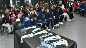 Los deportistas esperan ansiosos sus merecidos premios