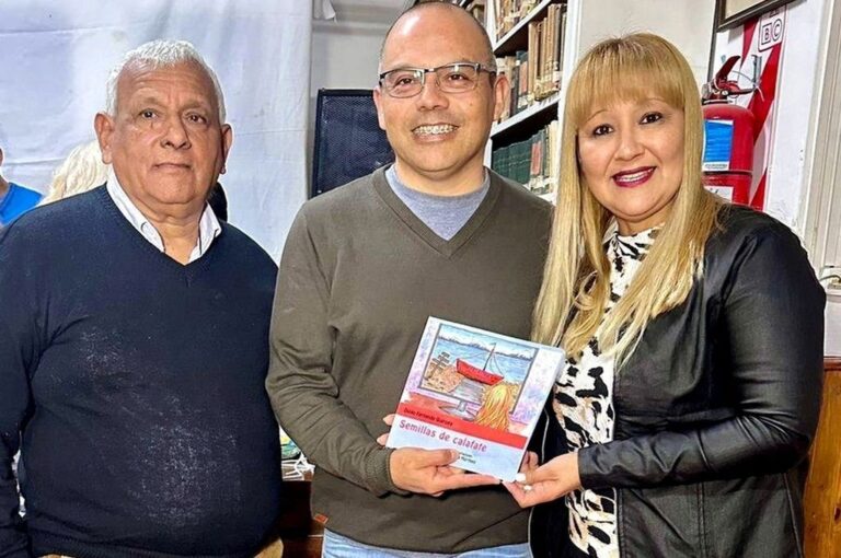 En la biblioteca popular D. F. Sarmiento