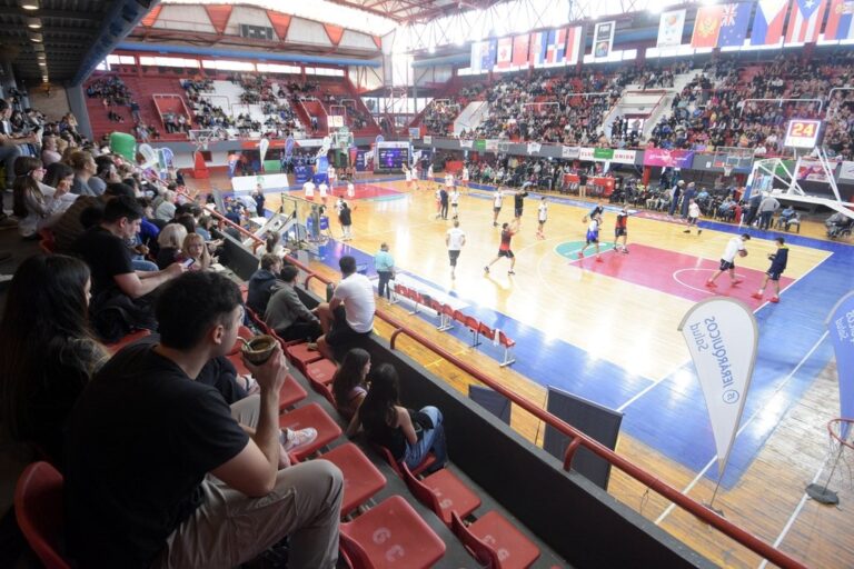 Gran jornada de básquet en el Malvicino. Luis Cetraro