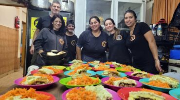 La demanda de comida y techo se ha incrementado en los últimos años en Rosario