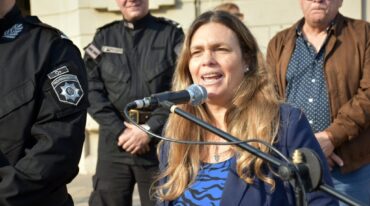 En la ciudad de San Lorenzo se entregaron 10 móviles adaptados para patrullaje para la Unidad Regional XVII. gentileza