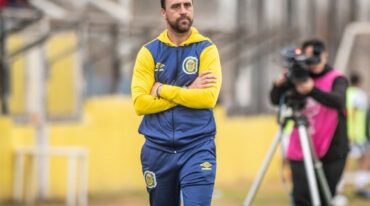 Matías Lequi dirigirá el clásico tras la renuncia de Russo.  Gentileza.