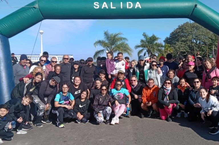 Amigos y conocidos hicieron una correcaminata en su honor y beneficio. gentileza