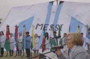 La presidenta comunal de Providencia dio la bienvenida a los visitantes y presentes. Adela Cruzado.