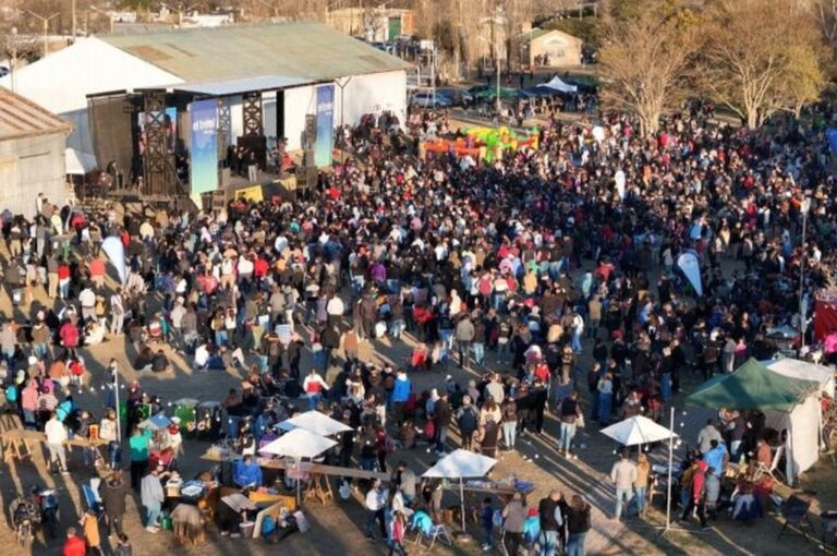 Cientos de familias formaron parte de una gran celebración en El Trébol. Mirador Provincial