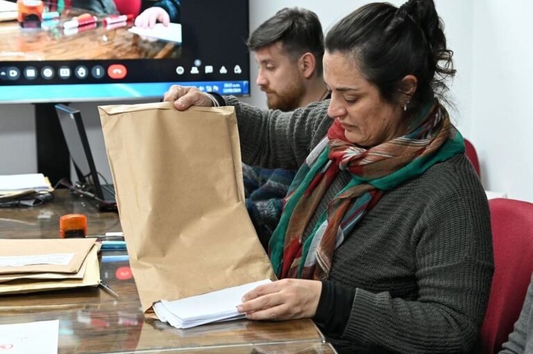 El acto estuvo a cargo de la subsecretaría de Contrataciones y Gestión de Bienes del Ministerio de Economía.  Gentileza.