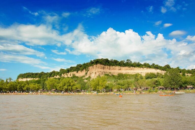 El balneario Municipal de Valle María brindará un entorno distintivo para la flamante pista de remo de Entre Ríos. Secretaría de Turismo de Entre Ríos