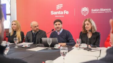 Hay una necesidad muy fuerte de articular las visiones y proyectos y hoy se mencionaron tres ejes: los datos;  la formación y educación  Gentileza.