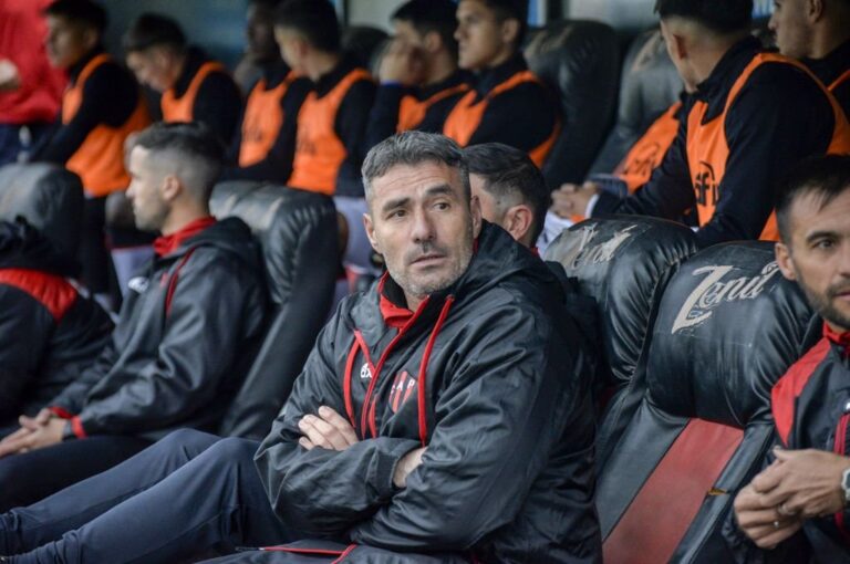 Diego Pozo prefirió no dar a conocer el probable equipo. Archivo