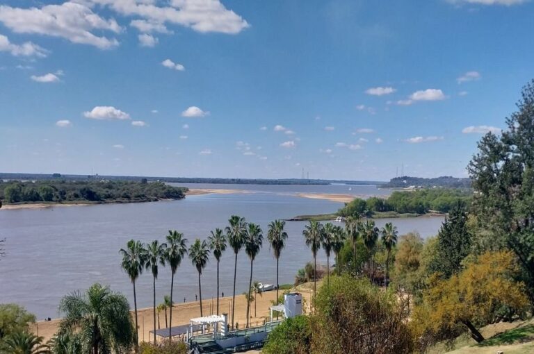 Desde las barrancas del Parque Urquiza de Paraná