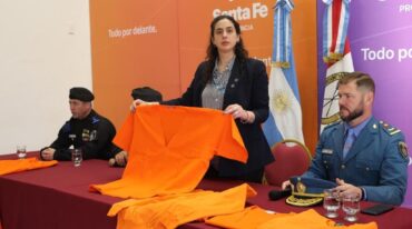 Masneri indicó que 'hoy se ponen en funcionamiento los uniformes para la primera tanda de internos que considerábamos más urgentes