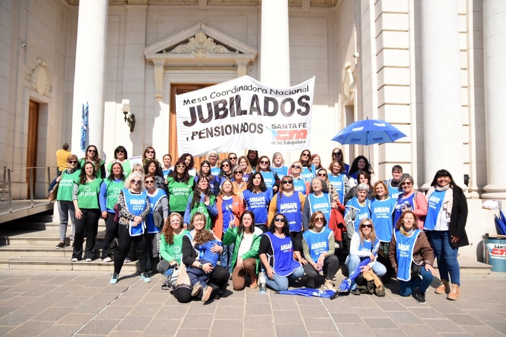 Amsafe hará una movilización provincial cuando el Senado de la provincia trate el tema de la reforma previsional. Mirador Provincial