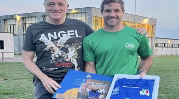 Lucio Prati recibió en manos del máximo dirigente del rugby italiano