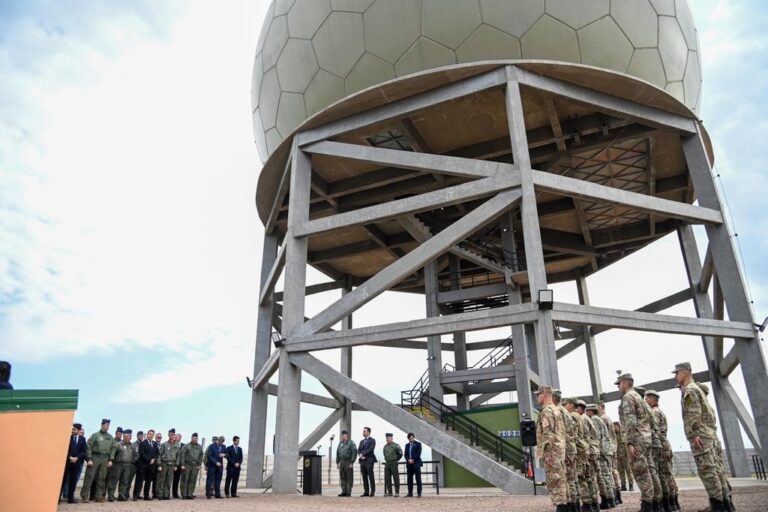 Inauguraron una nueva estación radar RPA que pondrá en operaciones el octavo Radar Primario Argentino. gentileza Ministerio de Defensa