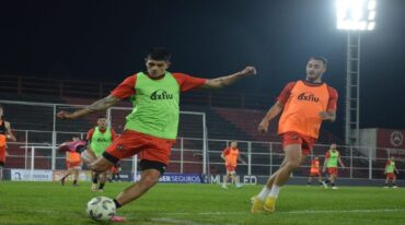 Gabriel Díaz volvería a ser parte de la defensa ante Quilmes. Prensa Patronato