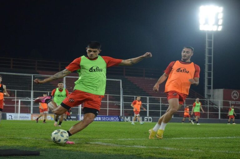 Gabriel Díaz volvería a ser parte de la defensa ante Quilmes. Prensa Patronato