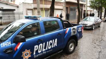 Personal policial fue al lugar luego de recibir llamados al sistema 911 y encontró al menos media docena de vainas servidas calibre 9 milímetros