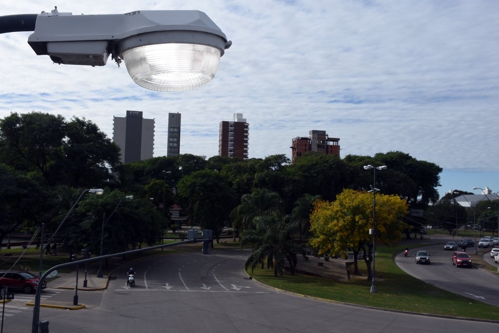 Ahora el Ejecutivo «tiene luz blanca» para llamar a licitación pública para el mantenimiento del alumbrado público en Santa Fe. Luis Cetraro