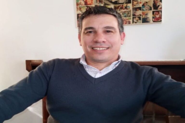 El presidente del Club Sportivo Villa Clara invitó a la comunidad a la inauguración del campo de juego propio.