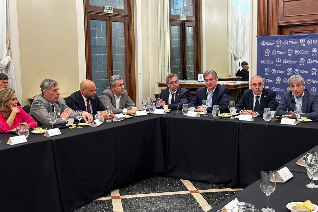 Los ministros santafesinos participaron de un encuentro que encabezó el ministro de Economía de la Nación